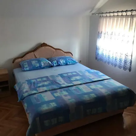 Apartman Bojana Appartamento *